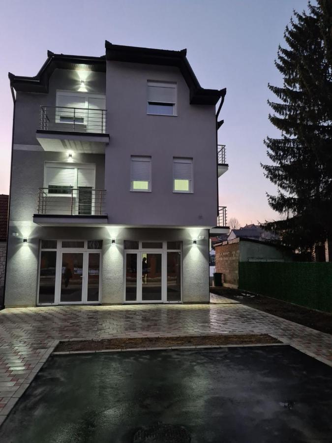 Apartmani Marija Врднік Екстер'єр фото