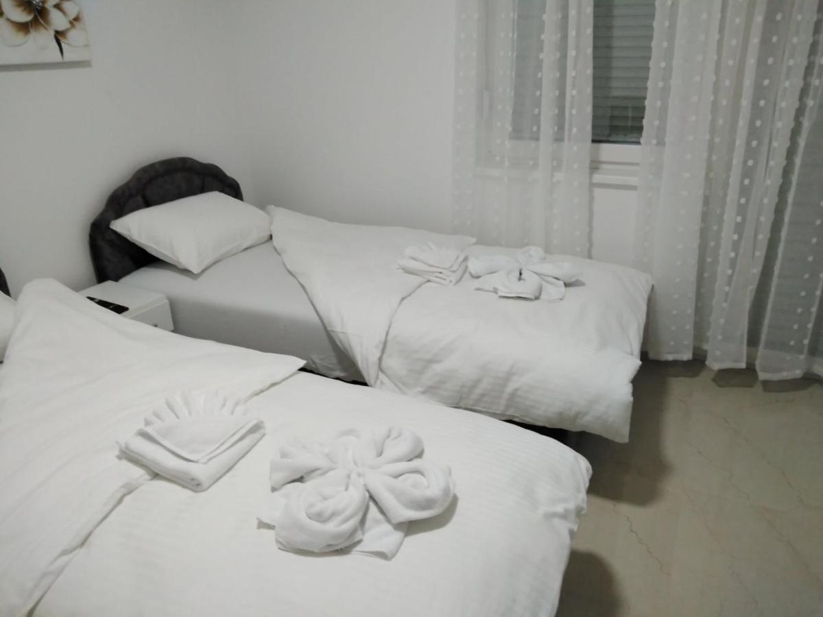 Apartmani Marija Врднік Екстер'єр фото