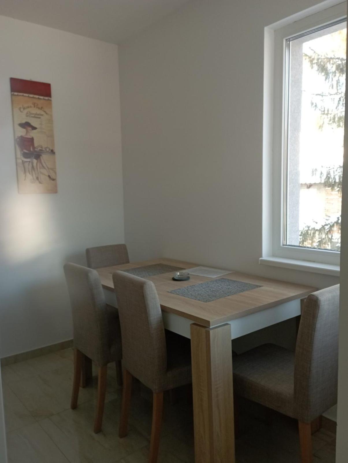 Apartmani Marija Врднік Екстер'єр фото