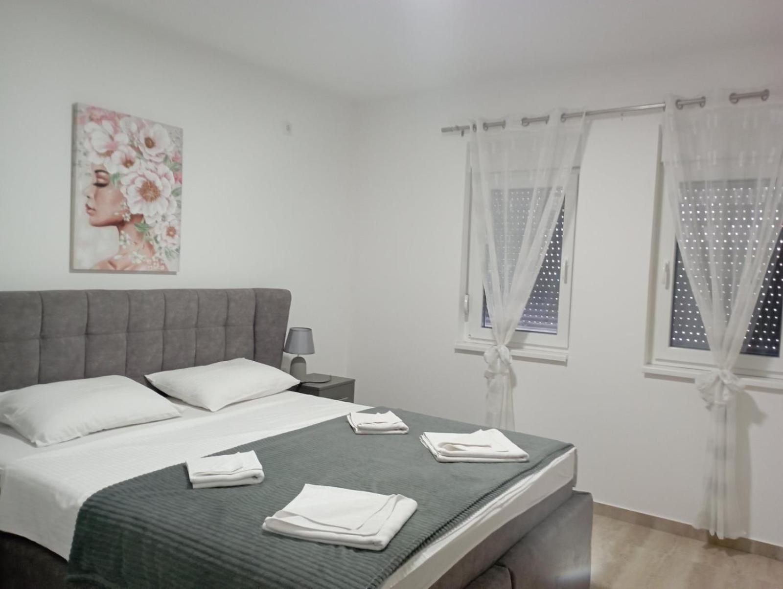 Apartmani Marija Врднік Екстер'єр фото